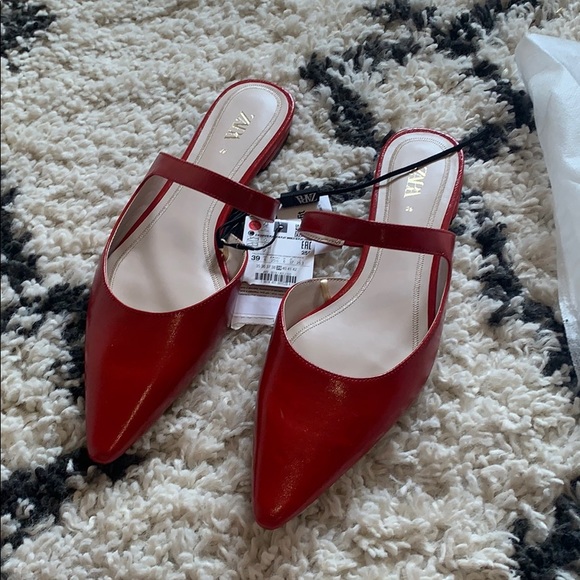 Zara Shoes - 🔥 ZARA Red Flat Mules